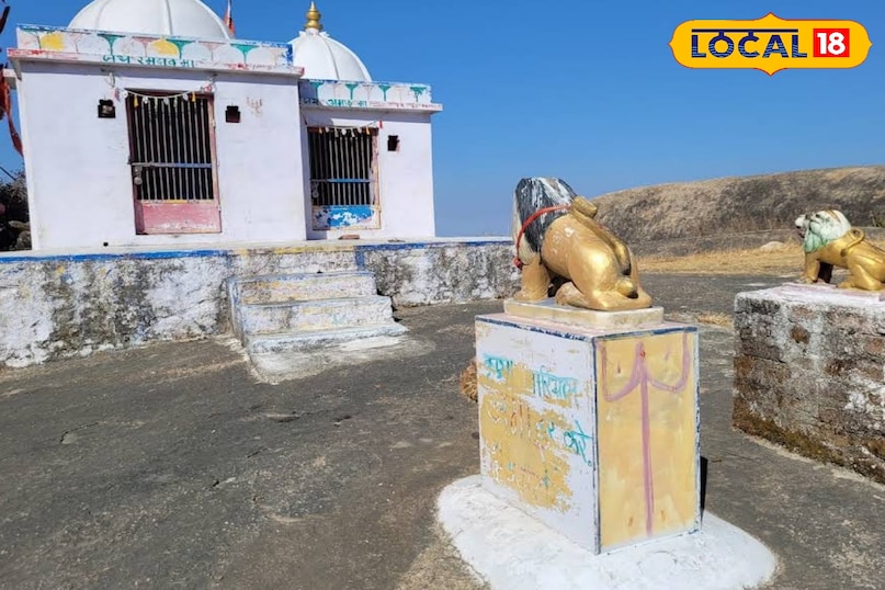 शेरगांव का प्राचीन मंदिर