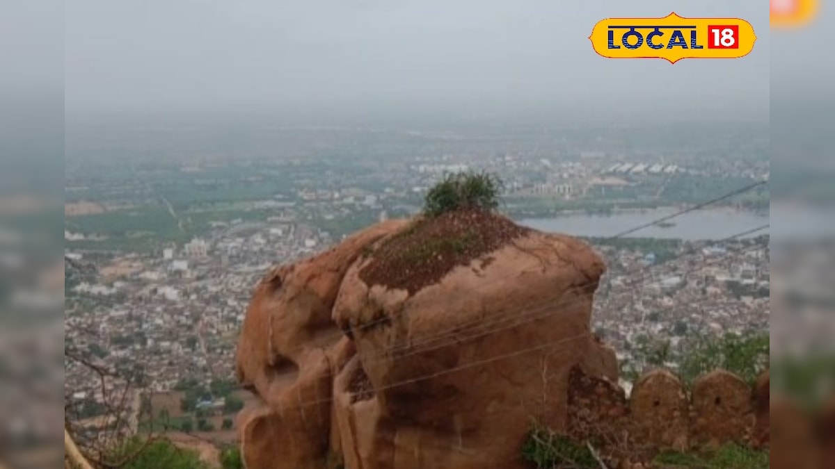 जालौर किले में पत्थर फेंको, किस्मत आजमाओ! टिक गया तो पूरी होगी हर मुराद, किस्मत आजमाने उमड़ते लोग