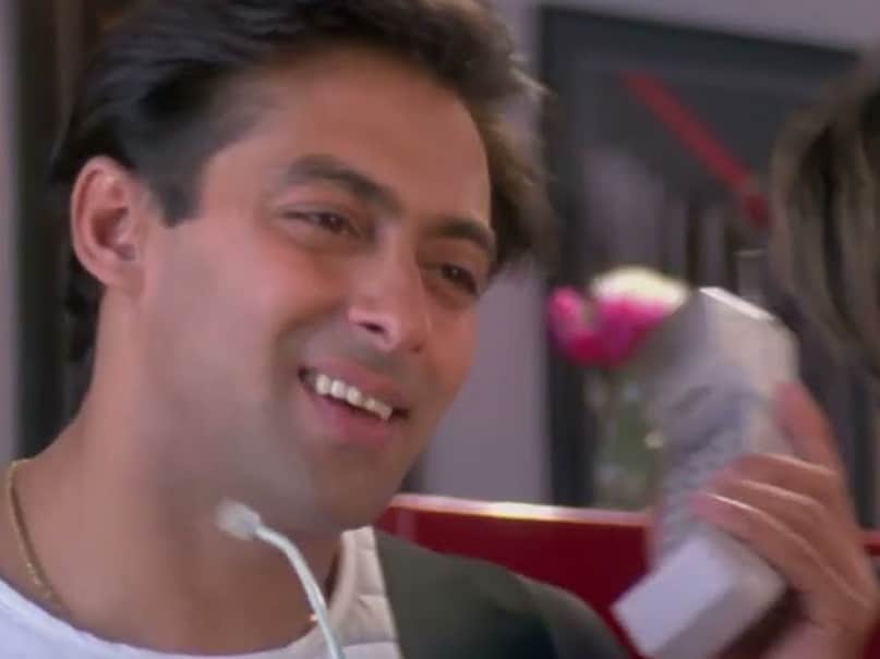 Hum Tumhare Hain Sanam,  Hum Tumhare Hain Sanam film, Hum Tumhare Hain Sanam film making Story, Hum Tumhare Hain Sanam sangs,  Hum Tumhare Hain Sanam hit or flop, हम तुम्हारे हैं सनम, हम तुम्हारे हैं सनम फिल्म, हम तुम्हारे हैं सनम फिल्म निर्माण की कहानी, हम तुम्हारे हैं सनम के गाने, 
 हम तुम्हारे हैं सनम हिट हों या फ्लॉप