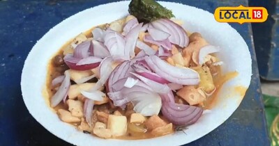 रमेश राय की इस सफलता के पीछे दस वर्षों का लंबा संघर्ष और ईमानदारी छिपी है .उन्होंने बताया कि दशक भर पहले जब उन्होंने यहां अपना ठेला लगाया था, तब परिस्थितियां काफी चुनौतीपूर्ण थीं. शुरुआती दिनों में ग्राहकों को जोड़ना मुश्किल था, लेकिन उन्होंने अपने स्वाद की गुणवत्ता से समझौता नहीं किया. उनके छोले बनाने का तरीका बिल्कुल ‘मटन-स्टाइल’ जैसा है. जिसे धीमी आंच पर मसालों के साथ घंटों पकाया जाता है.