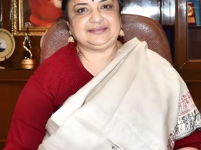 छात्रों-शिक्षकों की JNU 'जन-अदालत' में बड़ी जीत, VC शांतिश्री को बताया दोषी!