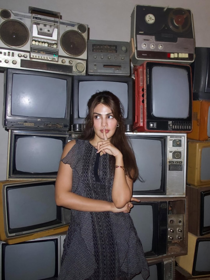 NDPS rhea chakraborty