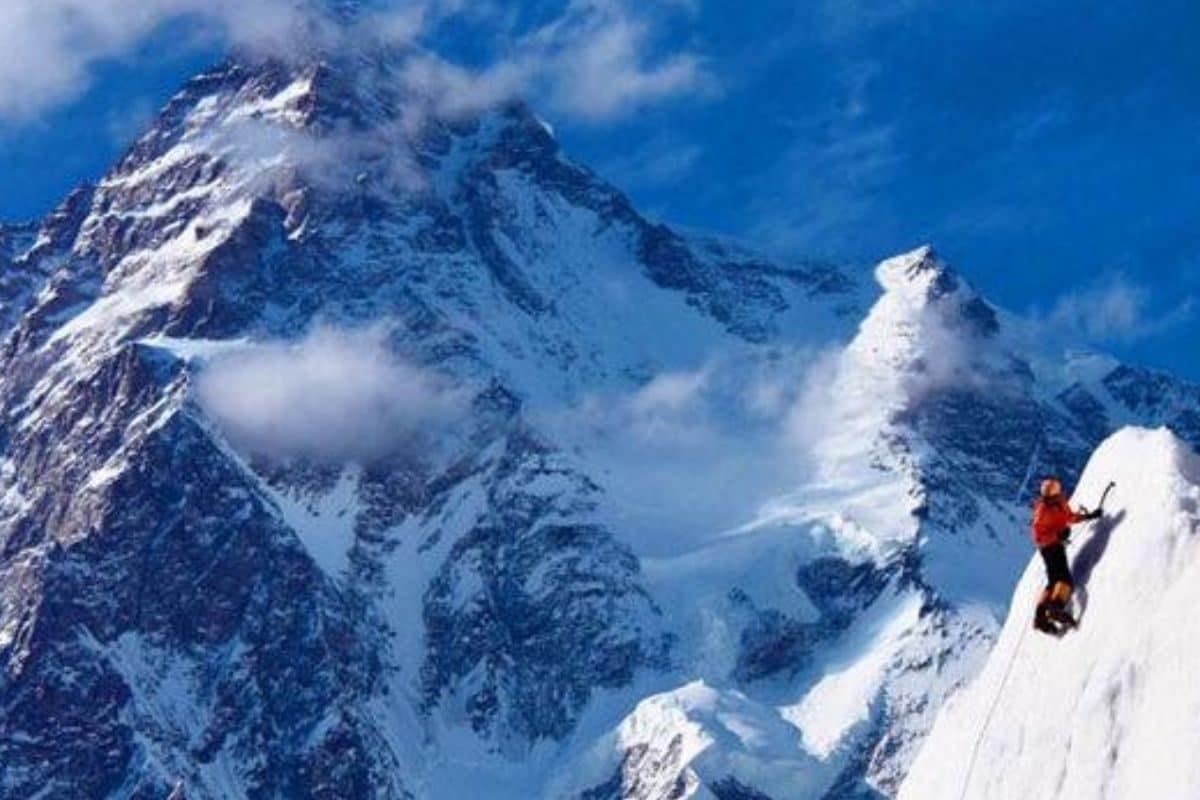 दुनिया का ‘हत्यारा पहाड़’, जहां हर कदम होता है मौत से सामना, 73 साल में कोई नहीं कर पाया चढ़ाई, जानिए वजह