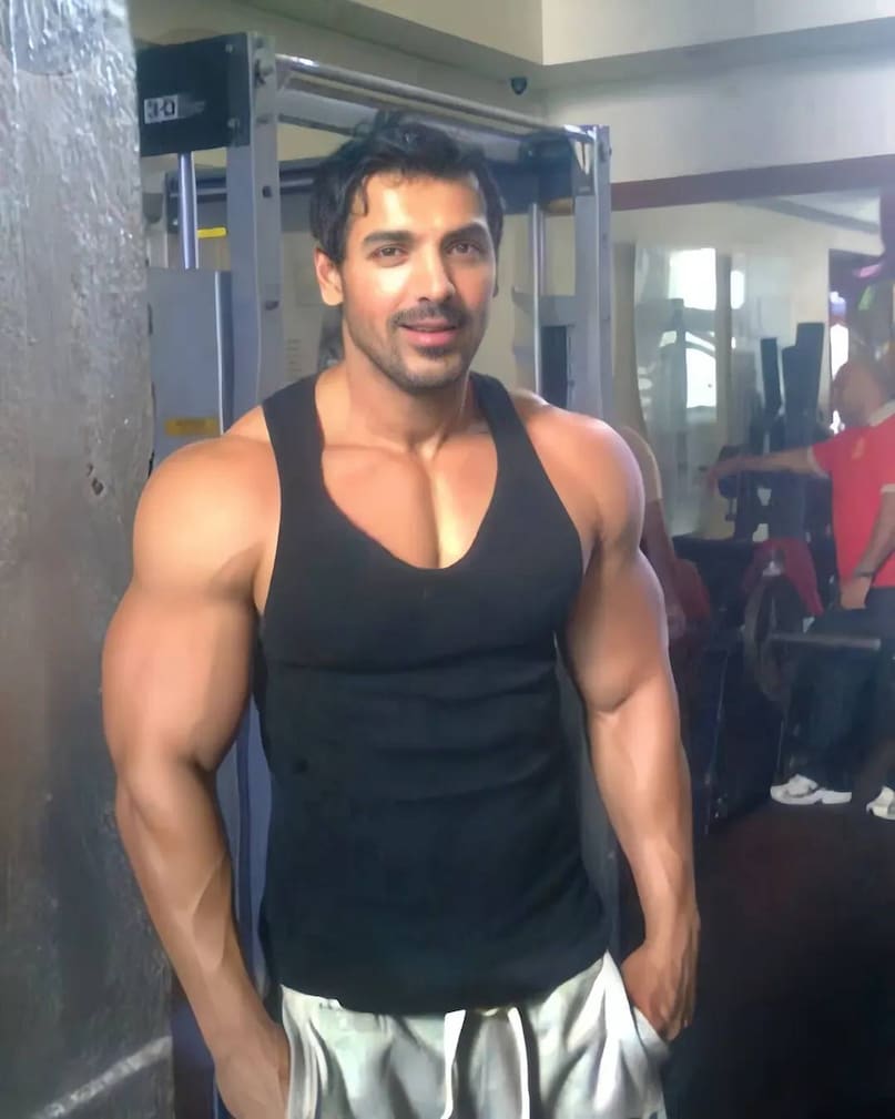 John Abraham Dhoom Success, John Abraham Career Analysis, Dhoom 2004 Villain Kabir, John Abraham Box Office Hits, Bollywood Career Turnaround, John Abraham Action Star, Yash Raj Films Dhoom, Villain vs Hero Roles, जॉन अब्राहम धूम रिकॉर्ड, विलेन बनकर चमकी किस्मत