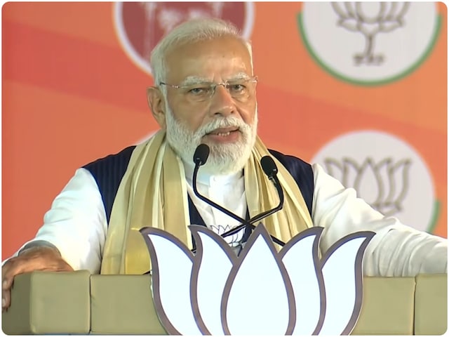 एलडीएफ और यूडीएफ की लड़ाई 'WWF फाइट' जैसी, केरल में PM मोदी ने भरी हुंकार