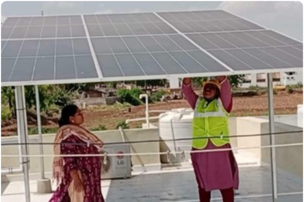 फ्री बिजली के साथ छप्परफाड़ कमाई, 'PM सूर्य घर मुफ्त बिजली योजना' से बदल रही लोगों की तकदीर