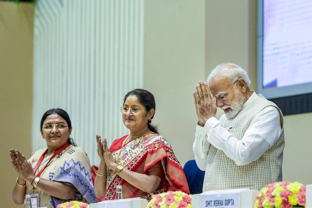 Nari Shakti Vandan Adhiniyam Live: अब हक में देरी नहीं! नारी शक्ति वंदन अधिनियम पर पीएम मोदी ने देवभूमि से भरी हुंकार