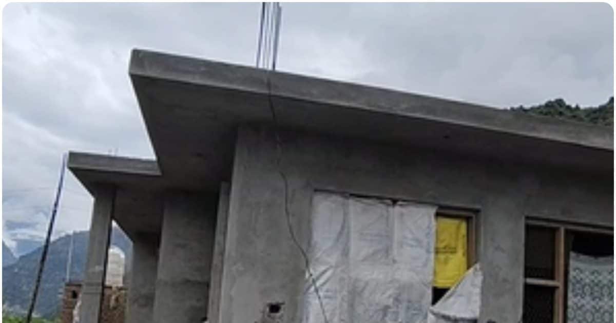 सीधे बैंक खाते में आ रहा पैसा, AI और जियो टैगिंग से रुका फर्जीवाड़ा, कैसे PM आवास योजना से बदली गांवों की सूरत?