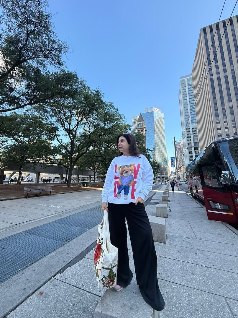 Farah Khan, Farah Khan Struggle Story, Farah Khan father Kamran Khan, why Kamran Khan ruined her family, how Farah Khan became Dance Queen, फराह खान, फराह खान स्ट्रगल स्टोरी, फराह खान के पिता कामरान खान, कामरान खान ने अपने परिवार को क्यों बर्बाद किया, फराह खान कैसे बनी डांस क्वीन