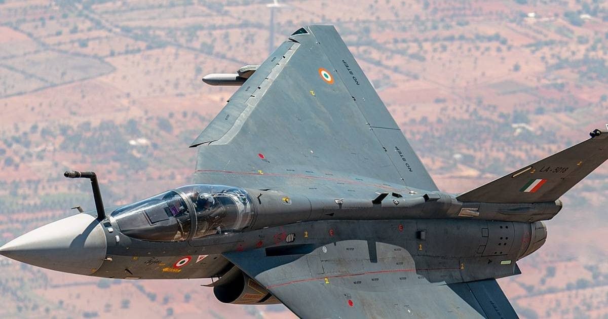 42 की जगह सिर्फ 29 स्क्वॉड्रन से चीन-पाक से लोहा ले रहा IAF, तेजस डिलीवरी में सुस्ती कब दूर होगी? आ गया अपडेट