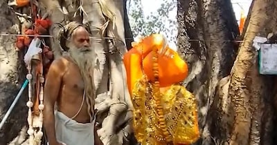 टीकमगढ़ अनोखा हनुमान मंदिर.