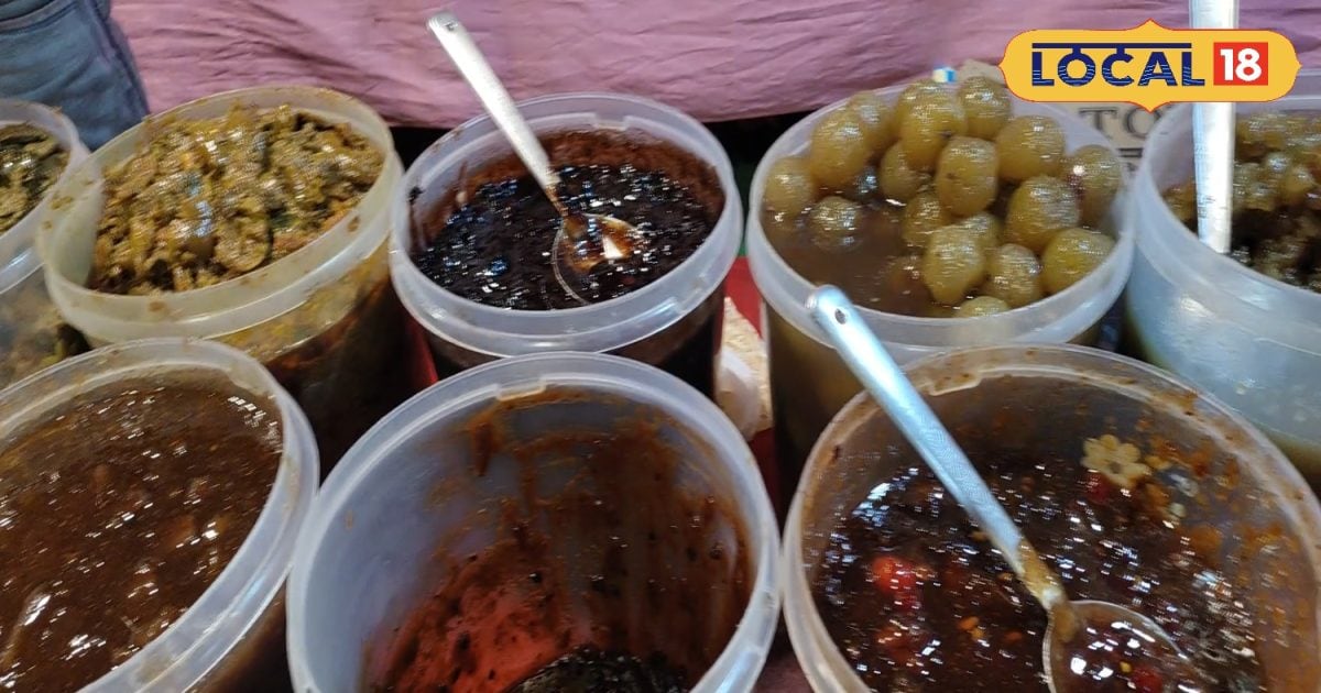 कोडरमा डिज्नीलैंड मेले में राजस्थानी अचार का जलवा, 24 से ज्यादा वैरायटी