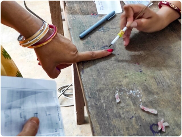 3 करोड़ वोटर, 1448 कैंडिडेट्स: बंगाल के आखिरी फेज में 142 सीटों पर वोटिंग आज