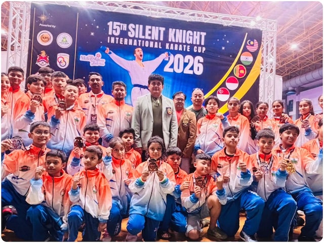 मलेशिया में बंगाल के कराटे खिलाड़ियों का धमाका, गोल्ड सहित 14 मेडल जीते