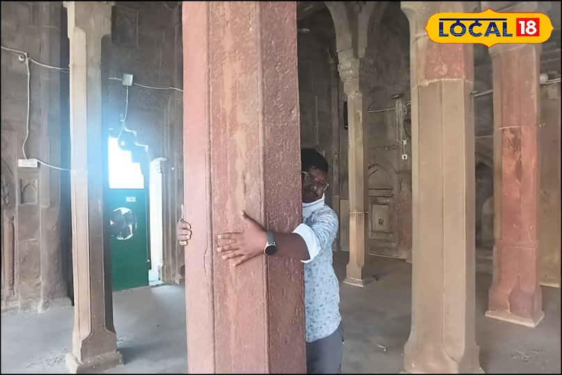 यह मस्जिद केवल मुस्लिम समुदाय तक सीमित नहीं है, बल्कि सभी धर्मों के लोग यहां श्रद्धा के साथ आते हैं. कन्नौज की गंगा-जमुनी तहजीब का यह एक बेहतरीन उदाहरण है. यहां होने वाले धार्मिक कार्यक्रमों में विभिन्न समुदायों की भागीदारी देखने को मिलती है. यह मस्जिद सामाजिक सौहार्द और एकता का प्रतीक बन चुकी है, जहां हर व्यक्ति को समान सम्मान मिलता है.