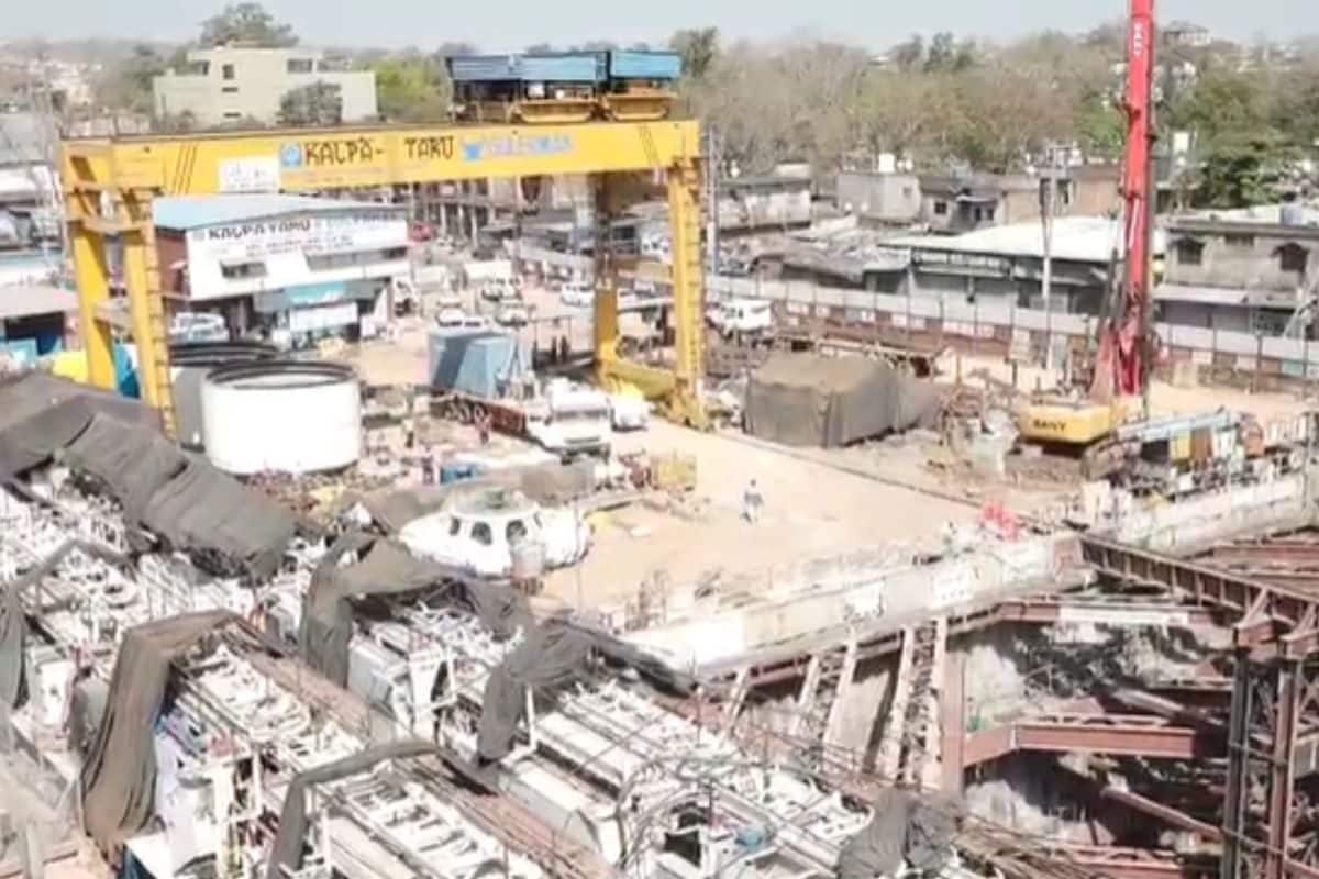 खतरे को भांपकर रुका भोपाल मेट्रो का काम, जान पर मंडराया संकट; इस बात पर सभी की निगाहें