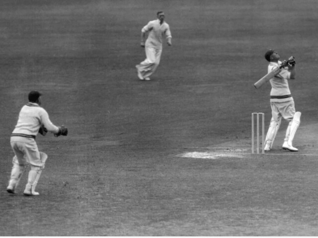 49 की उम्र में डेब्यू, वो 5 क्रिकेटर, जिन्होंने आधी उम्र बीतने के बाद चौंकाया 