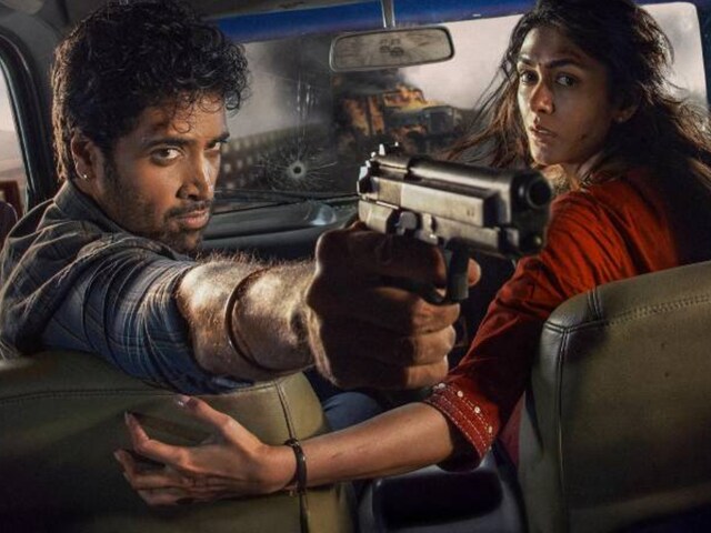 Dacoit BOC Day 3: रविवार को भी फीकी पड़ी 'डकैत', नहीं कर पाई खास कमाई