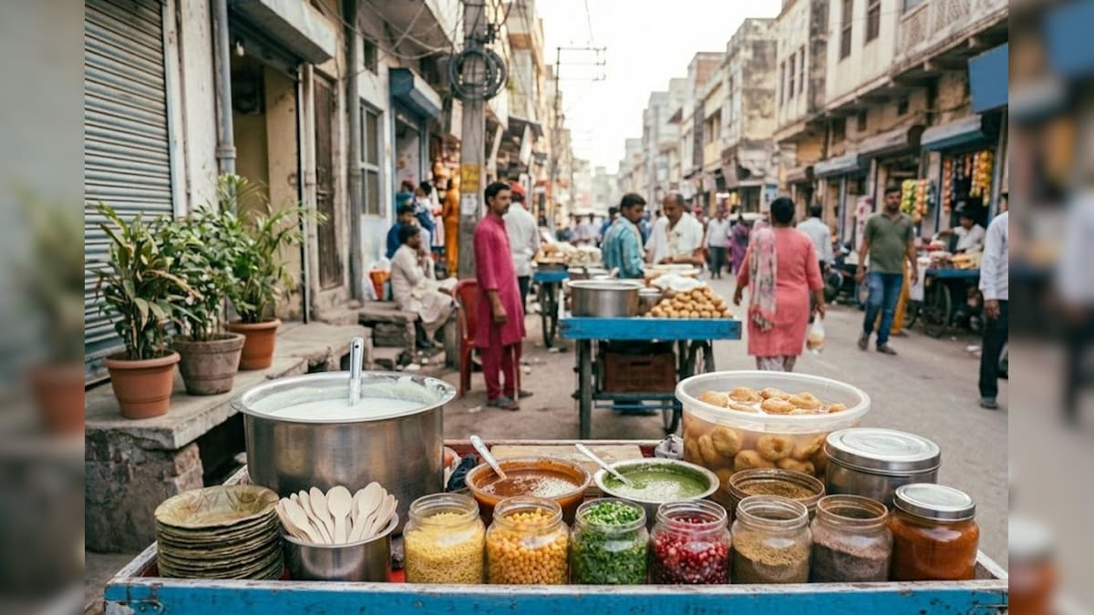 जमशेदपुर में राजस्थानी चाट का मजा…सत्तूभरी पापड़ी, दही भल्ला, मटर, गर्मियों में फूडीज का फेवरेट ठिकाना!