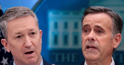 अमेर‍िकी आर्मी चीफ ऑफ स्‍टाफ और सीआईए चीफ.