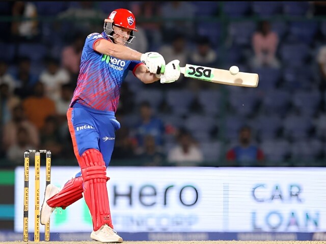 13 runs were needed from 4 balls, the batsman overpowered the bowler, single-handedly overturned the match. 