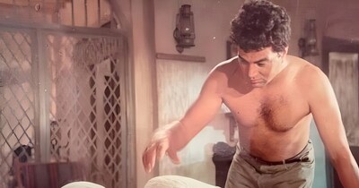 नई दिल्ली. हिंदी सिनेमा की जानी मानी एक्ट्रेस जिन्हें 'ट्रैजेडी क्वीन' के नाम से भी जाना जाता था. उनकी खूबसूरती देख कई एक्टर तो अपने डायलॉग ही भूल जाते थे. इतना ही नहीं एक फैन उनके लिए इस कदर दीवाना था कि थिएटर में उसके लिए एक सीट रिजर्व रखी जाती थी.  (तस्वीर AI की मदद से बनाई गई है.)