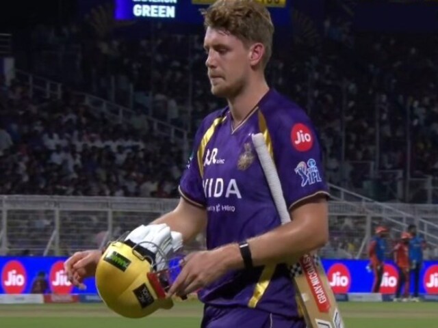 मलिंगा ने बिना हाथ लगाए किया रन आउट... देखते रह गए कैमरन ग्रीन