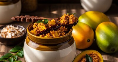 उडुपी स्टाइल आम का अचार बनाएं घर पर