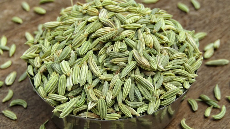 How to check pure Saunf Fennel Seeds Adulteration at Home Disadvantages of fake fennel seeds