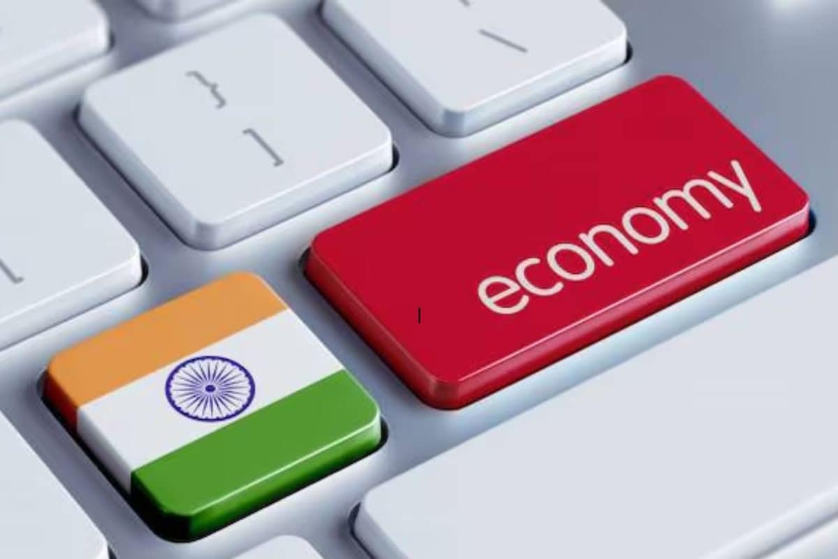 IMF की रिपोर्ट ने फोड़ा 'विपक्ष' का प्रोपेगेंडा! जब दुनिया मंदी से कांप रही, तब भारत बना 'शाइनिंग स्टार'