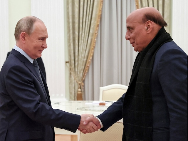 3000 जवान, 10 जेट, 5 वॉरशिप...होर्मुज में अटैक के बीच भारत कहां भेज रहा सेना?