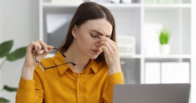 स्ट्रेस और एंजायटी के कारण भी सुबह-सुबह थकान महसूस हो सकती है.