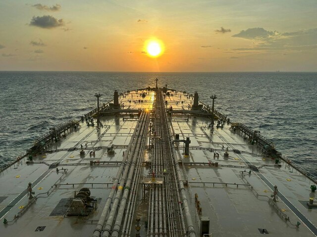 बिल्‍ली के गले में घंटी बांधे कौन! होर्मुज पर कुछ ऐसी ही बन गई है स्थिति