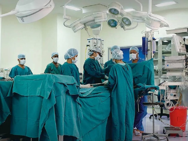 6 साल तक सांस लेने को जूझी ब्लू बेबी, 7 घंटे खुला रहा दिल और जीत गई जंग