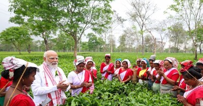 पीएम मोदी का अमस चुनाव में दिखा अनोखा अंदाज.