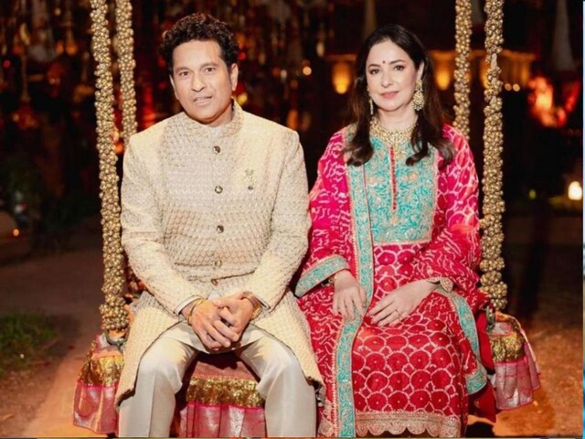 Anjali was not Sachin's first love, that order from the restaurant exposed him