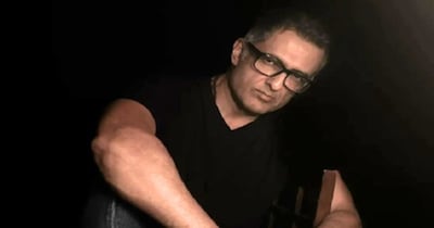 संजय सूरी ने बचपन में आतंकवाद के कारण पिता को खो दिया था.