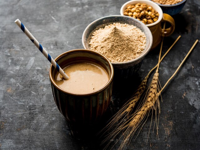 गर्मियों में बिना एसी के भी शरीर रहेगा ठंडा, चना पीसकर बना लें यह देसी ड्रिंक