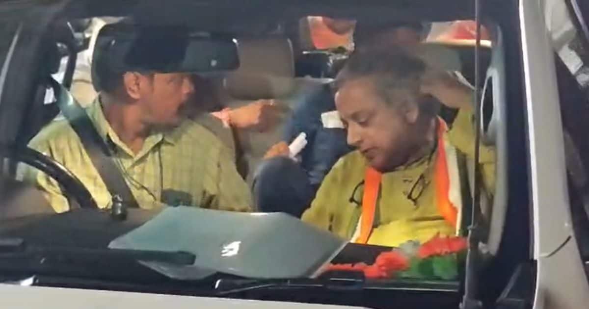 केरलम में शशि थरूर की कार पर हमला, सांसद के गनमैन को पीटा, मामला दर्ज