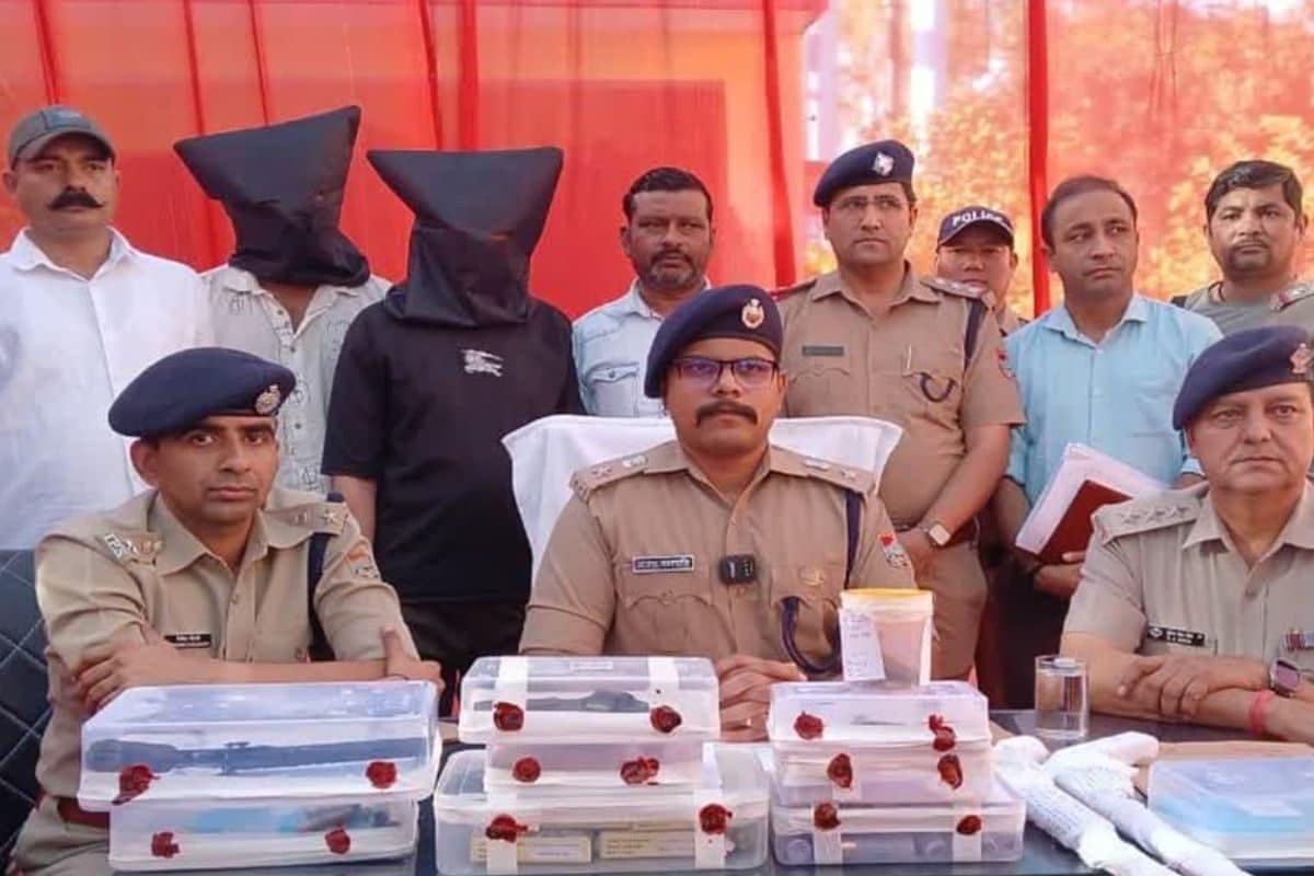 हथियार तस्करों का निकला आतंकी कनेक्शन, जम्मू का रेहान भेज रहा था पैसा, अल-बदर का है वर्कर