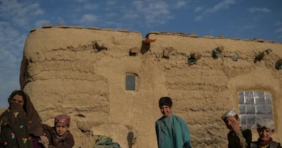 World Happiness Report 2026 हाल ही में जारी की गई, जिसमें दुनिया के सबसे कम खुशहाल देशों की सूची सामने आई है. यह रिपोर्ट लोगों की जीवन संतुष्टि, आर्थिक स्थिति, सामाजिक समर्थन और स्वतंत्रता जैसे कारकों के आधार पर तैयार की जाती है.