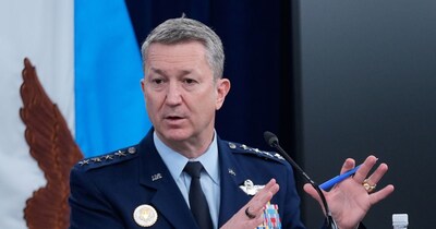 जनरल डैन केन अमेर‍िकी आर्मी के चीफ्स ऑफ स्‍टाफ है. (AP)