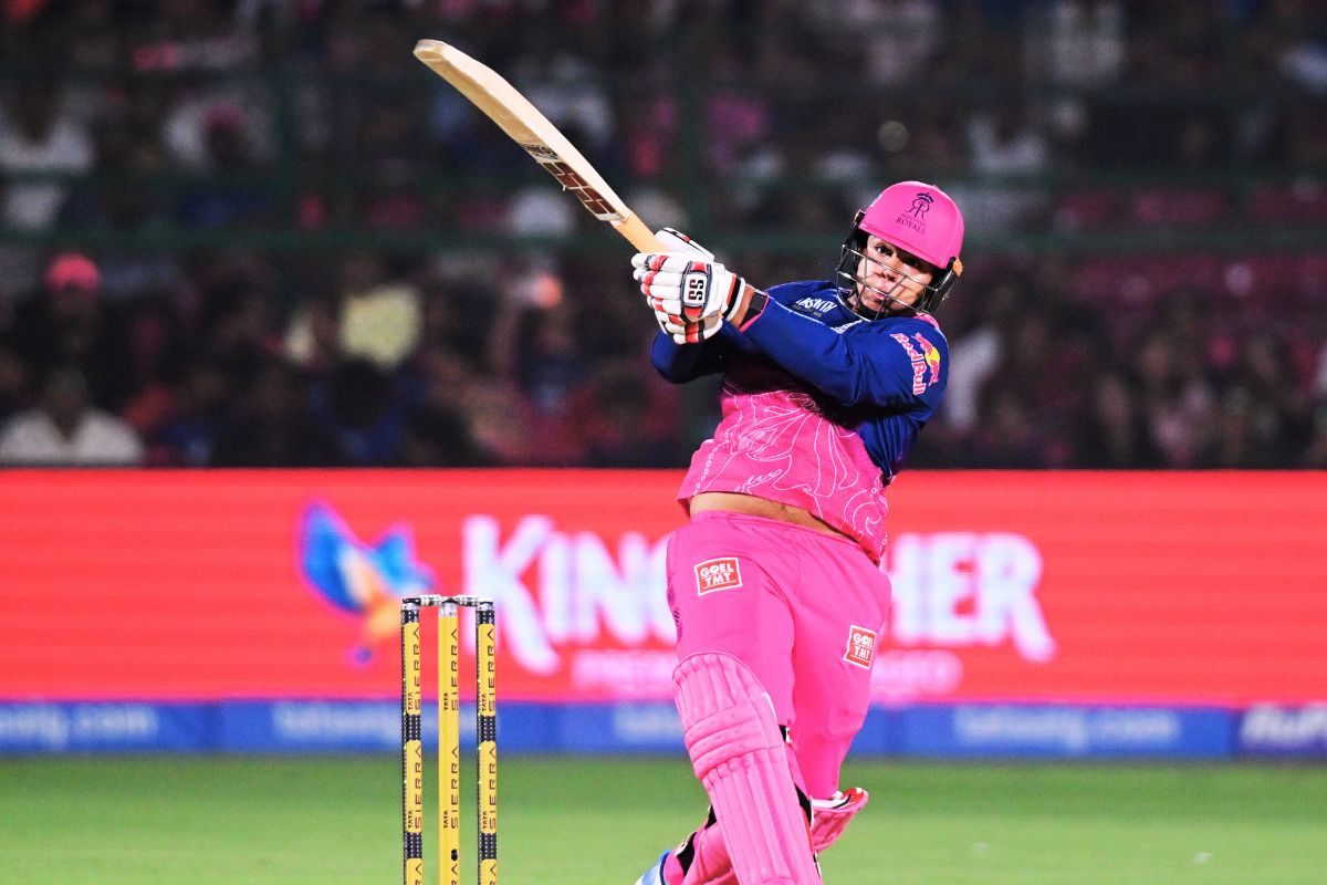 VIDEO: पहली बॉल पर वैभव सूर्यवंशी से छक्का खाने के बाद पैट कमिंस क्या बोलो, उनके मुंह से क्या निकला