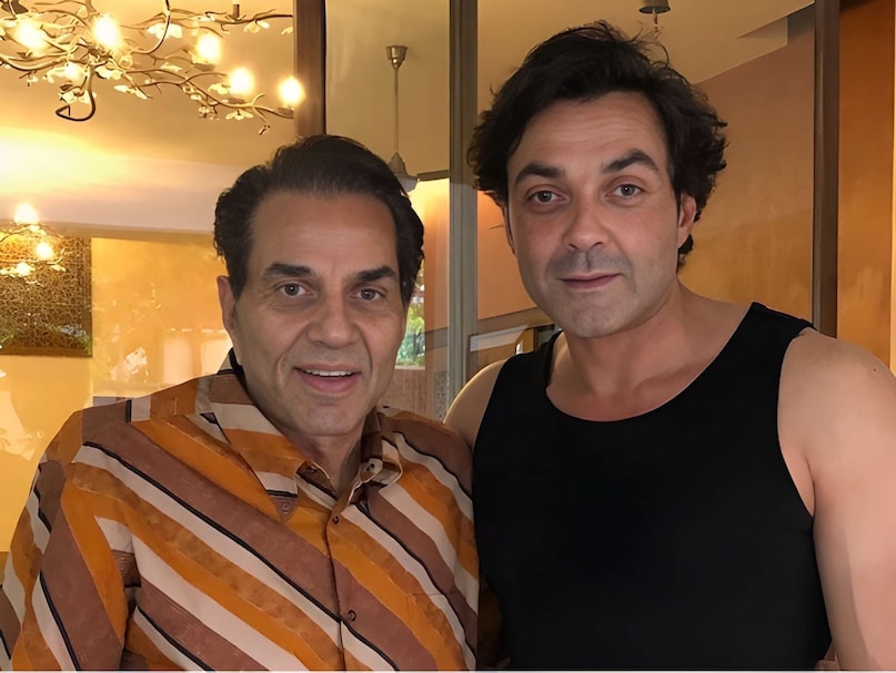 Dharmendram, Bobby Deol, Dharmendra looking for work at 89, Bobby Deol latest revelation, Dharmendra movies at old agem, Bobby deol Insterview, धर्मेंद्र, बॉबी देओल, धर्मेंद्र बॉबी देओल, धर्मेंद्र बॉलीवुड फिल्में, बॉबी देओल न्यूज Dharmendram, Bobby Deol, Dharmendra looking for work at 89, Bobby Deol latest revelation, Dharmendra movies at old agem, Bobby deol Insterview, धर्मेंद्र, बॉबी देओल, धर्मेंद्र बॉबी देओल, धर्मेंद्र बॉलीवुड फिल्में, बॉबी देओल न्यूज