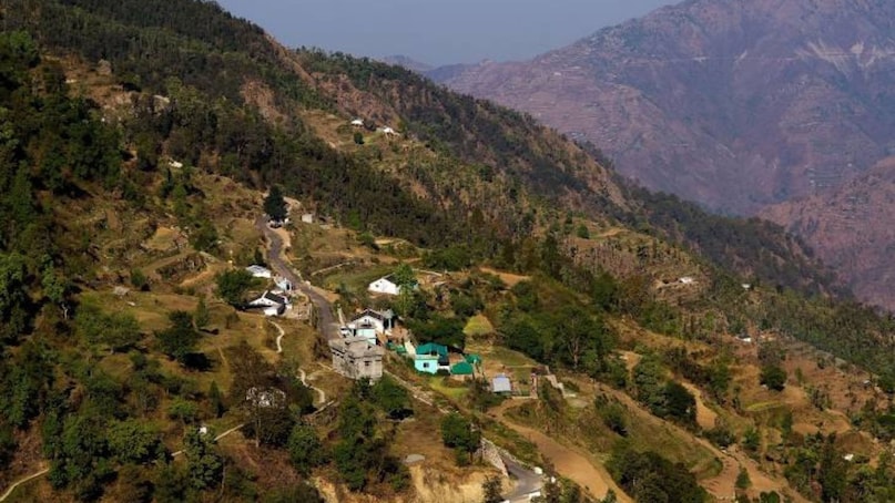 Pangot, UttarakhandA world-renowned destination for birding, Pangot is centered around the Kilbury Bird Sanctuary, where you can spot over 250 species of birds, including the rare Cheer Pheasant. Nature lovers can hike up to Naina Peak (Cheena Peak) for a bird’s-eye view of Nainital Lake or explore the Guano Hills, known for their dense bamboo and oak thickets. For a bit of spiritual peace, a short drive will take you to Kainchi Dham, the famous ashram of Neem Karoli Baba. 
