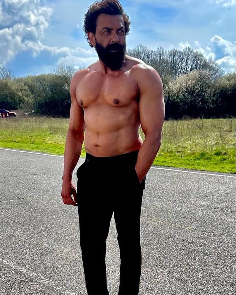 Determined to make a comeback, he began working on himself physically and mentally. He also started accepting diverse roles. His comeback began with films like Race 3, Yamla Pagla Deewana: Phir Se, Housefull 4, but it was the OTT space that truly transformed his career. 