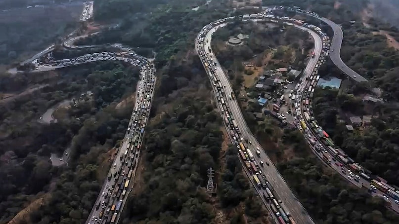 Mumbai-Pune Expressway: India’s first six-lane concrete expressway continues to be one of its most iconic drives. By reducing travel time between Mumbai and Pune to around 2-2.5 hours, it has made weekend travel effortless. Add the scenic Western Ghats, tunnels, and monsoon beauty, and it’s a classic road trip experience. (Image: PTI)