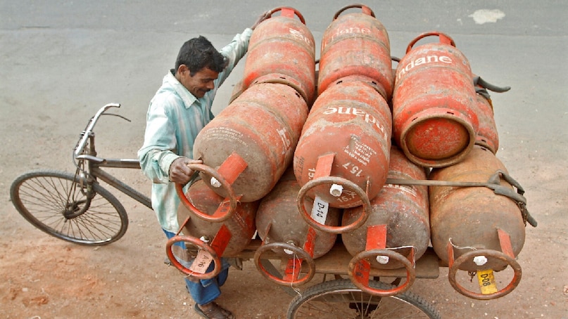 LPG booking, LPG booking new system, LPG booking number, LPG booking process, LPG booking status, एलपीजी बुकिंग स्‍टेटस, एलपीजी बुकिंग नंबर, एलपीजी बुकिंग सिस्‍टम, एलपीजी बुकिंग प्रोसेस 