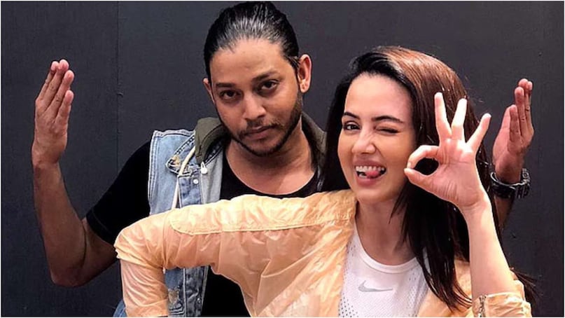 Sana also made headlines for her ugly breakup in public. She was dating choreographer Melvin Louis. She confirmed the same in February 2019. However, the relationship ended on a bad note in February 2020.