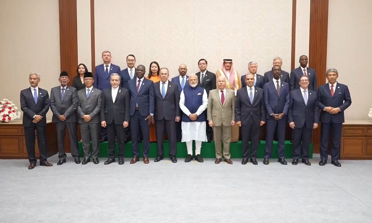BRICS Meeting: दिल्ली में BRICS नेताओं संग दिखे पीएम मोदी... ईरानी मंत्री भी रहे मौजूद